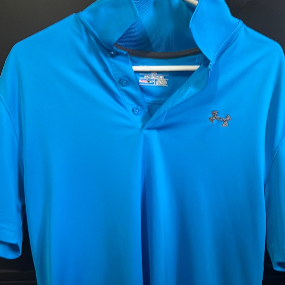 Under Armour HeatGear Polo.  Men’s Size Medium.  Color Blue.